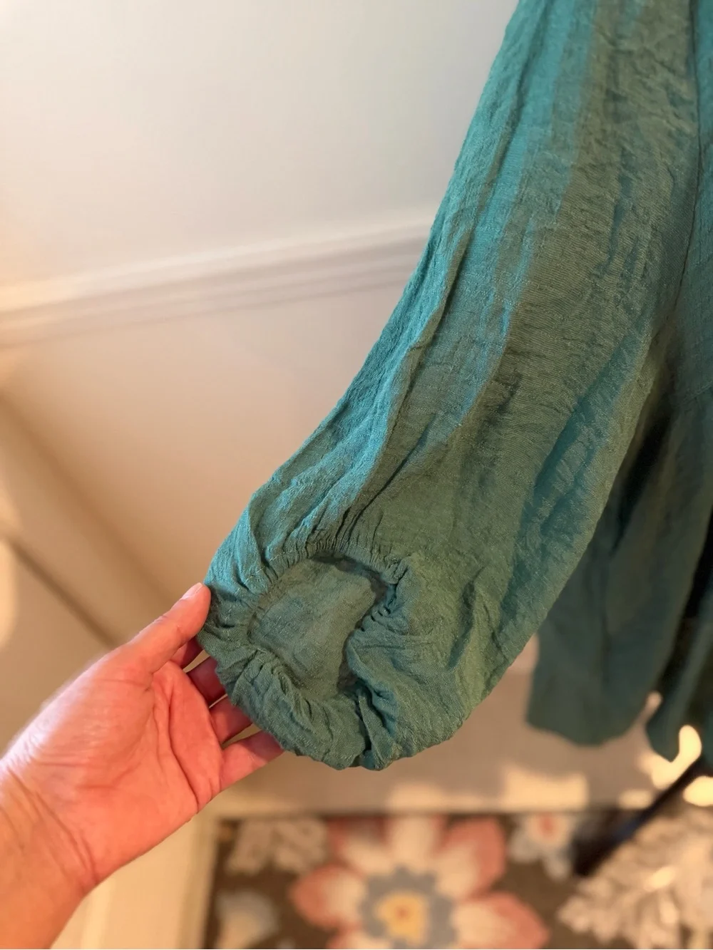 SHOP THE MINT Top